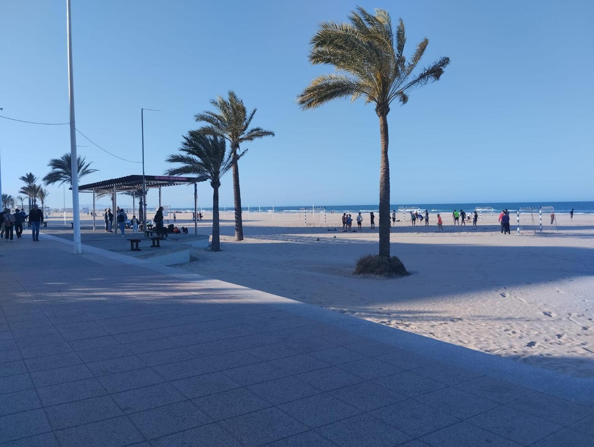 Baleares III Apartamento A 100 Metros De La Arena Playa de Gandia Exterior photo